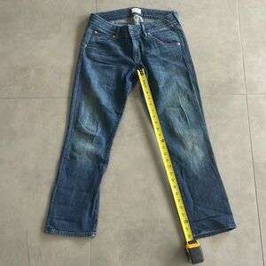 Hudson jeans crop Beth baby boot jeans
Size 28
Like new